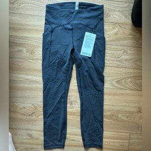 NWT Lululemon Power Thru HR Crop 23” Sz 6